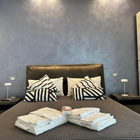 B & B Via Cavour Термолі Екстер'єр фото