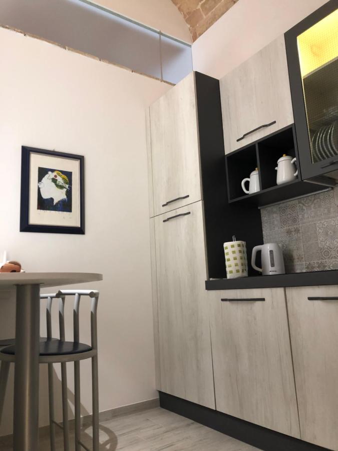 B & B Via Cavour Термолі Екстер'єр фото