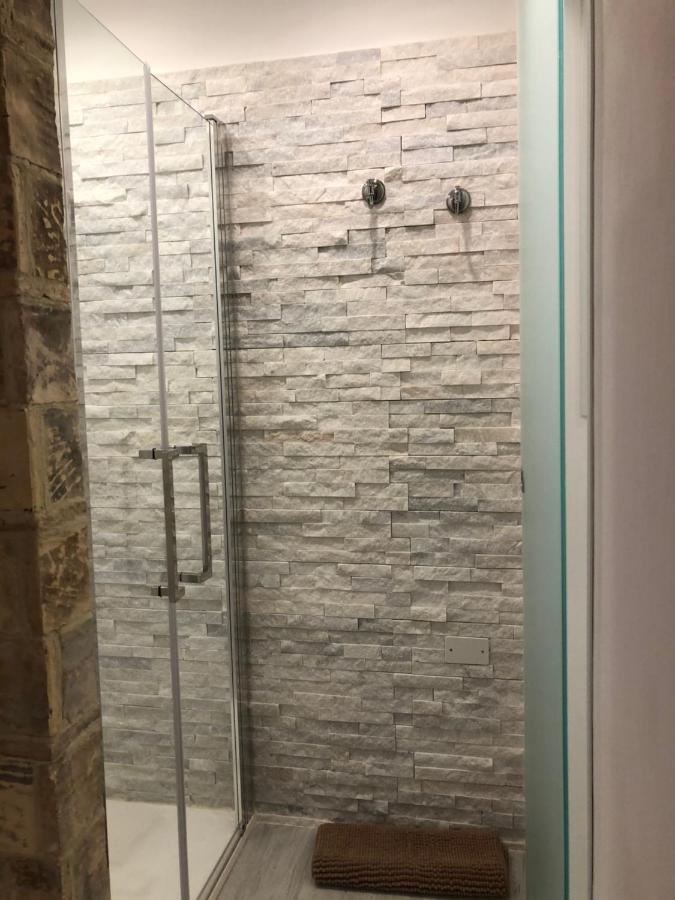 B & B Via Cavour Термолі Екстер'єр фото