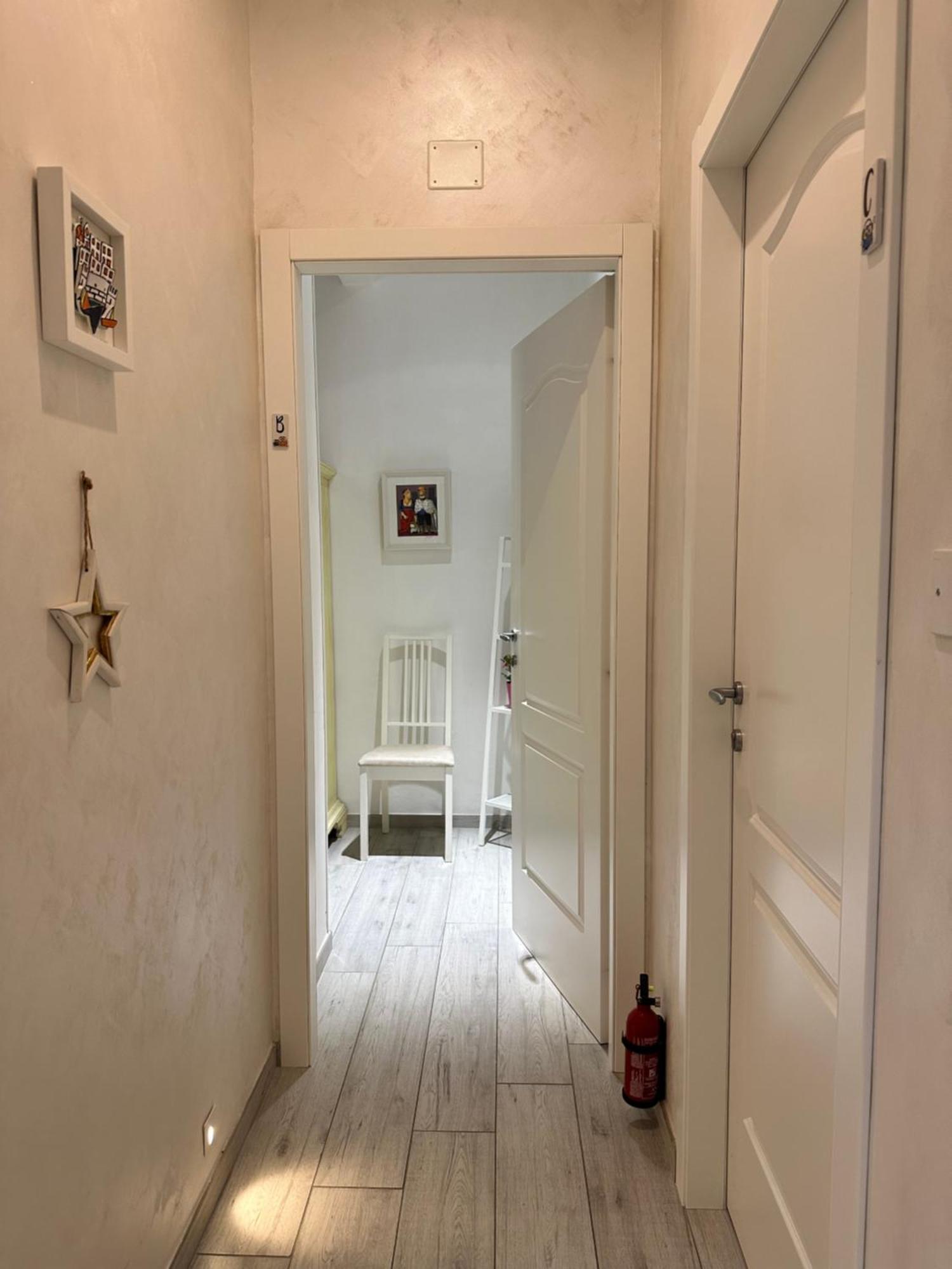B & B Via Cavour Термолі Екстер'єр фото